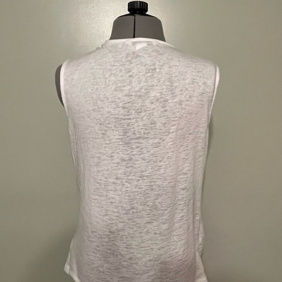 Athleta white cross cross xs shirt - Picture 4 of 4